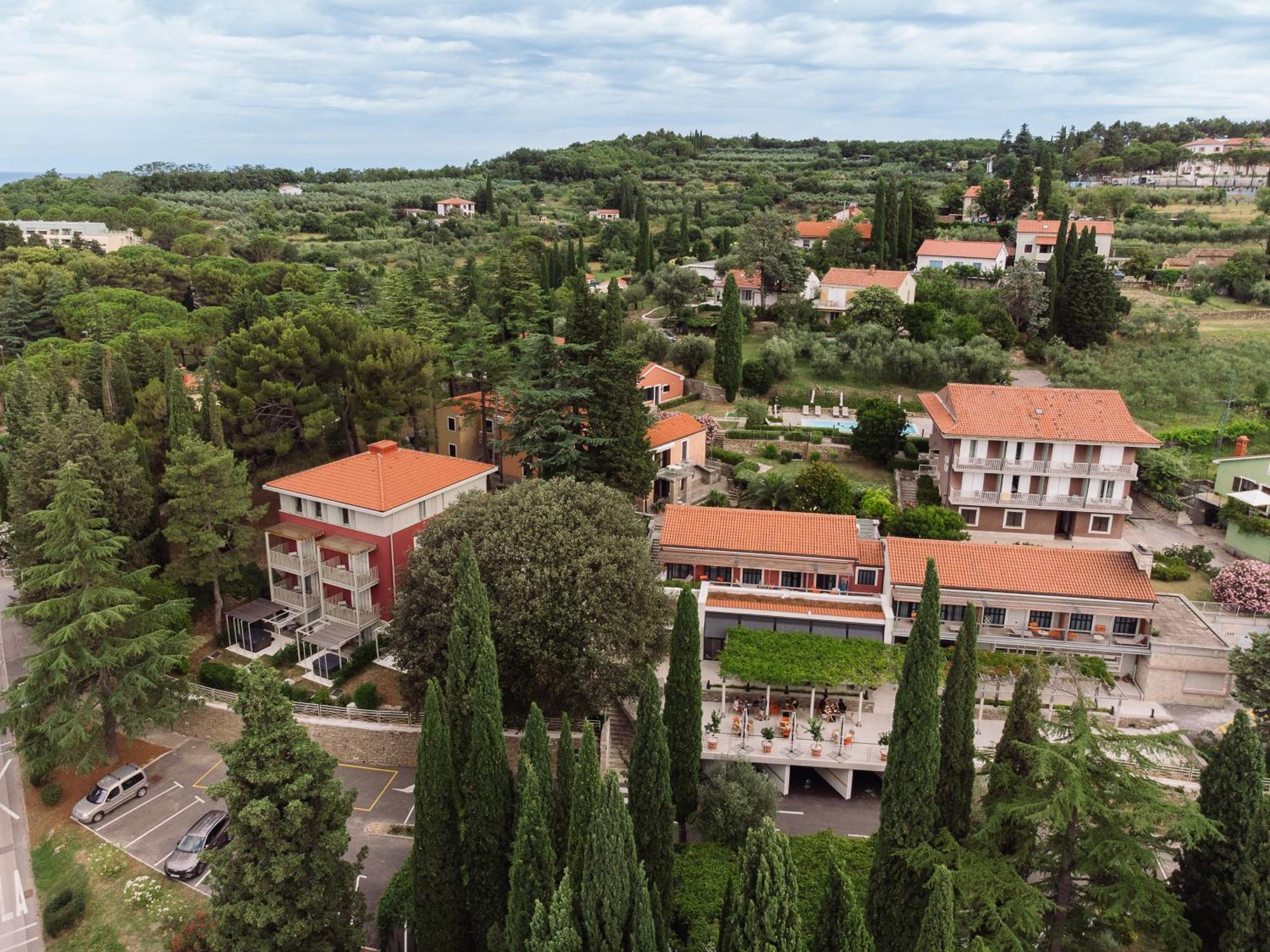 Hotel Laguna Deluxe - Terme Krka Strunjan Exteriör bild