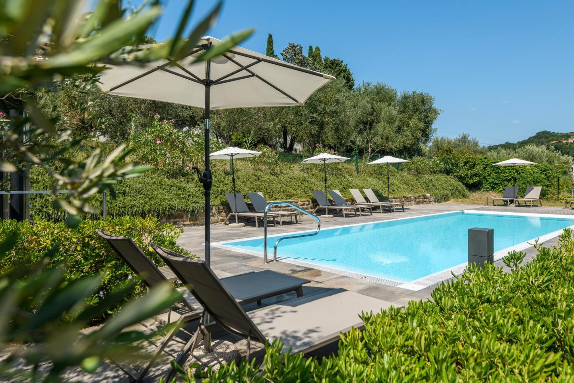 Hotel Laguna Deluxe - Terme Krka Strunjan Exteriör bild